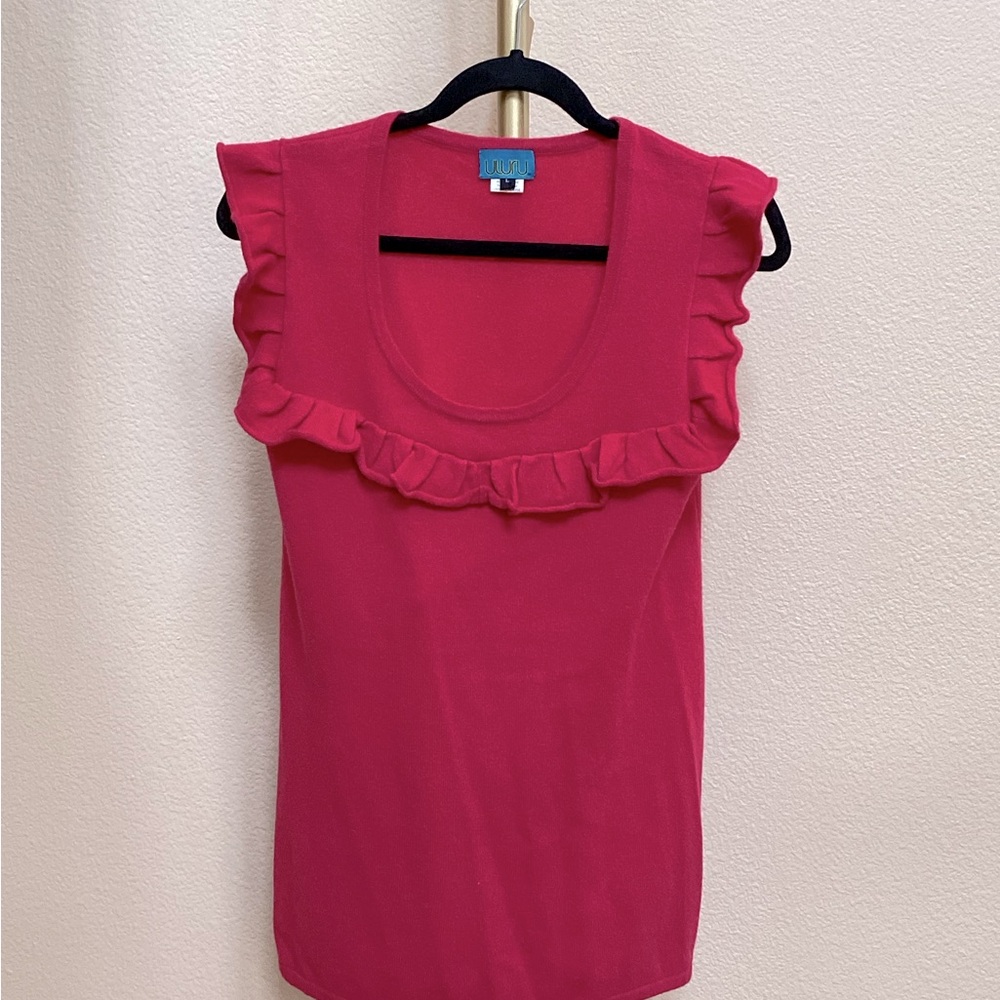 Uluru Scoop Neck Cashmere Sleeveless Sweater, Fushia